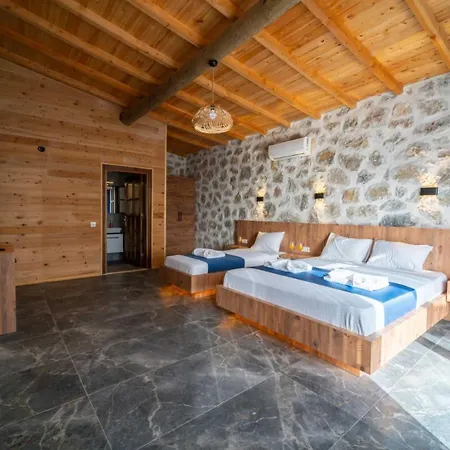 Ulus 2 4* Kalkan